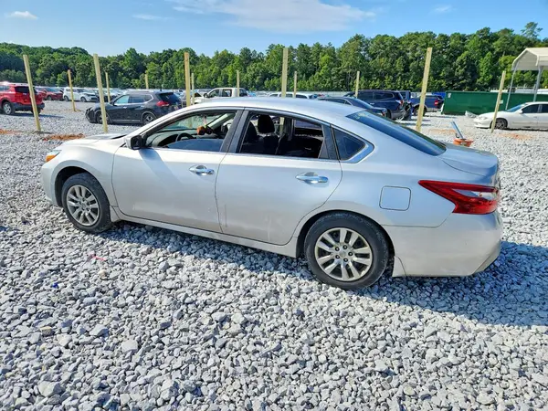 1N4AL3APXJC220535 2018 NISSAN ALTIMA - Image 2