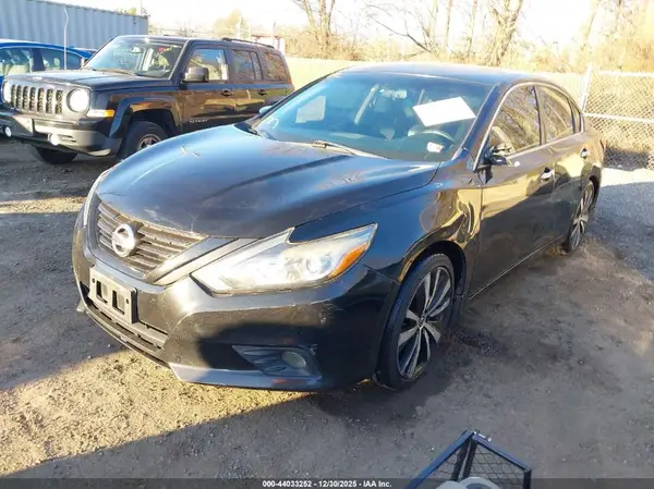 1N4AL3APXJC223340 2018 NISSAN ALTIMA - Image 2