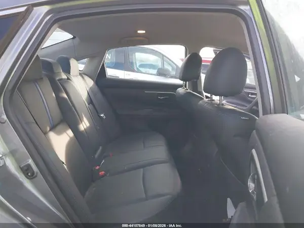 1N4AL3APXJC228909 2018 NISSAN ALTIMA - Image 8