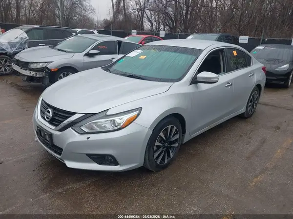1N4AL3APXJC229803 2018 NISSAN ALTIMA - Image 2