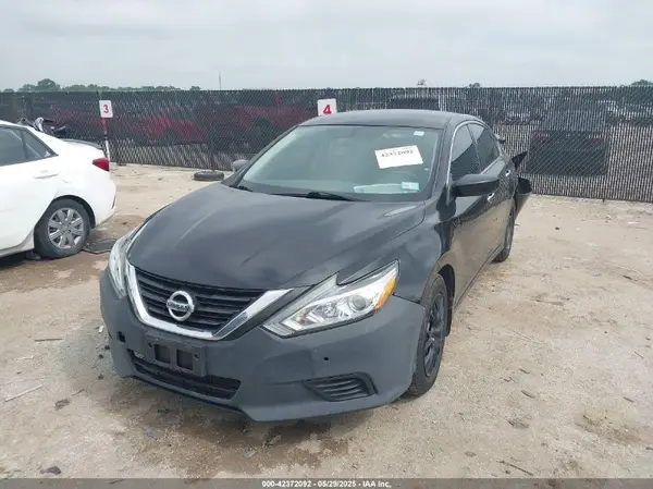 1N4AL3APXJC232149 2018 NISSAN ALTIMA - Image 2