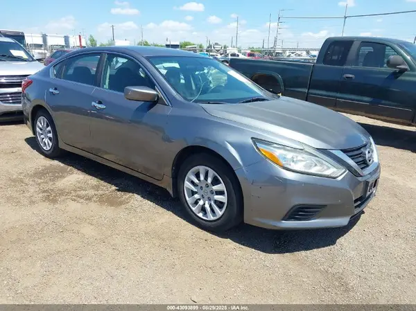 1N4AL3APXJC233835 2018 NISSAN ALTIMA - Image 1