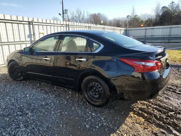 1N4AL3APXJC236332 2018 NISSAN ALTIMA - Image 2