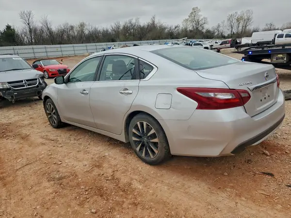 1N4AL3APXJC241045 2018 NISSAN ALTIMA - Image 2
