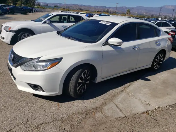 1N4AL3APXJC241093 2018 NISSAN ALTIMA - Image 1