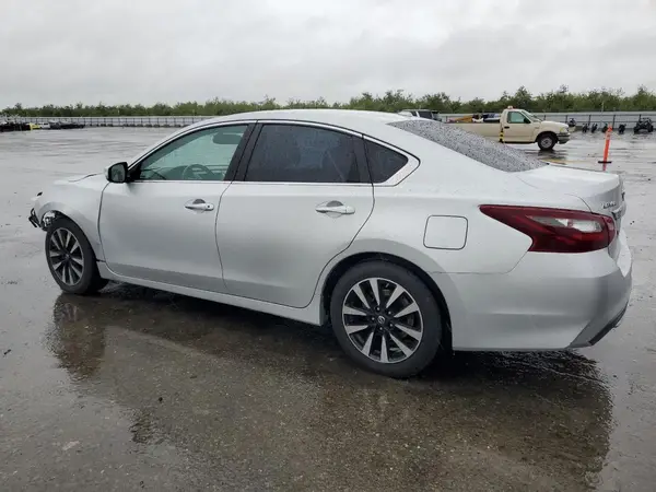 1N4AL3APXJC243510 2018 NISSAN ALTIMA - Image 2