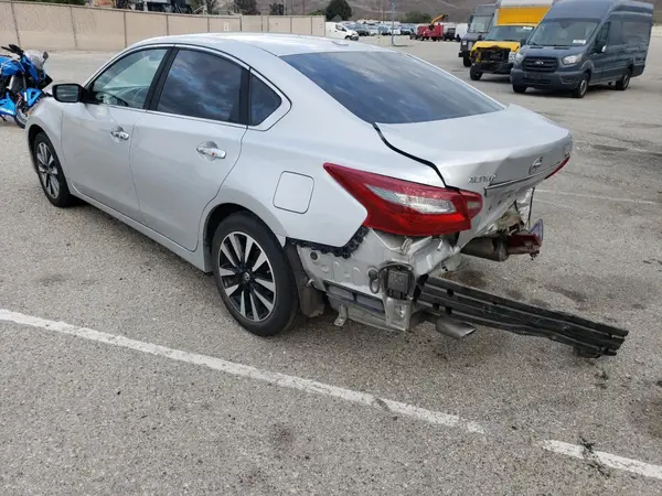 1N4AL3APXJC243622 2018 NISSAN ALTIMA - Image 2