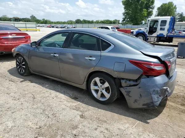 1N4AL3APXJC244365 2018 NISSAN ALTIMA - Image 2