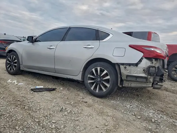1N4AL3APXJC248996 2018 NISSAN ALTIMA - Image 2