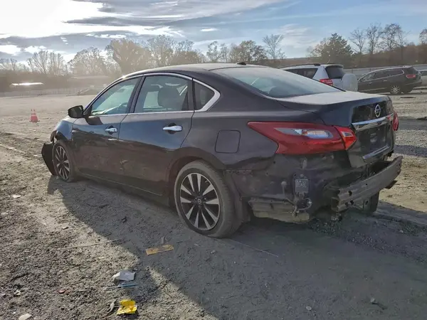 1N4AL3APXJC249453 2018 NISSAN ALTIMA - Image 2