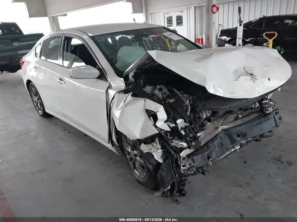 1N4AL3APXJC250800 2018 NISSAN ALTIMA - Image 1