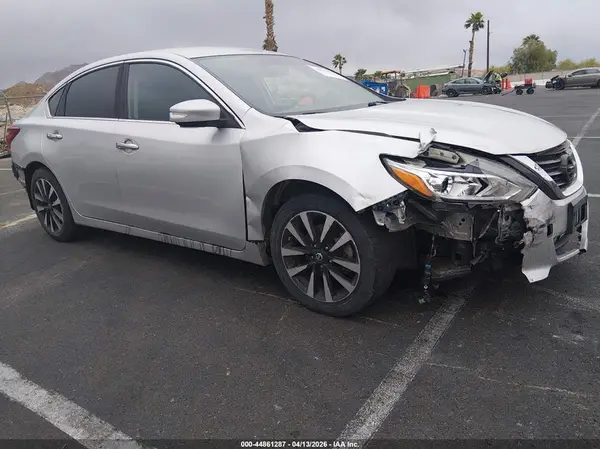 1N4AL3APXJC251123 2018 NISSAN ALTIMA - Image 1