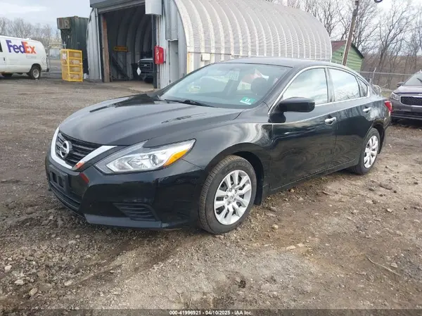 1N4AL3APXJC255169 2018 NISSAN ALTIMA - Image 2
