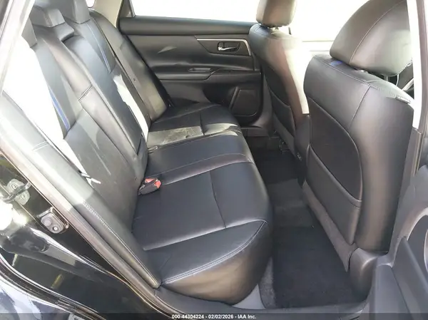 1N4AL3APXJC256015 2018 NISSAN ALTIMA - Image 8