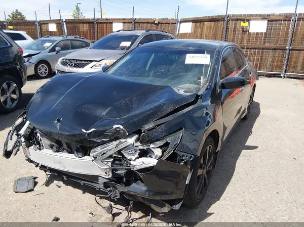 1N4AL3APXJC257326 2018 NISSAN ALTIMA - Image 2