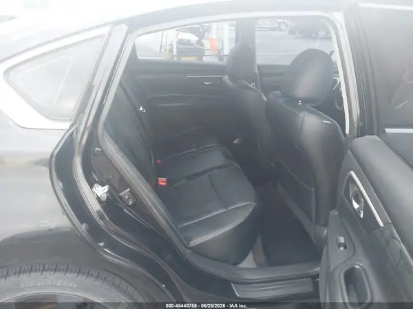 1N4AL3APXJC261361 2018 NISSAN ALTIMA - Image 8