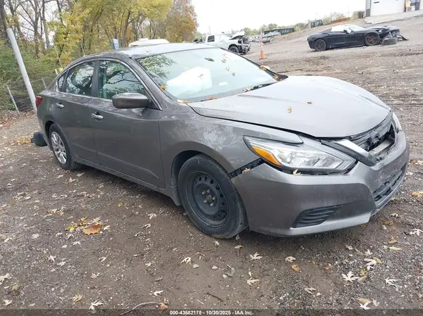 1N4AL3APXJC263420 2018 NISSAN ALTIMA - Image 1