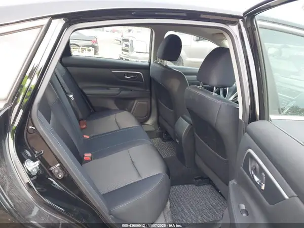 1N4AL3APXJC263563 2018 NISSAN ALTIMA - Image 8