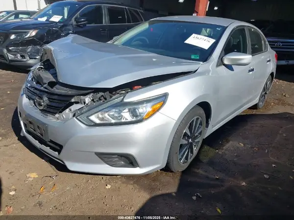 1N4AL3APXJC264440 2018 NISSAN ALTIMA - Image 2