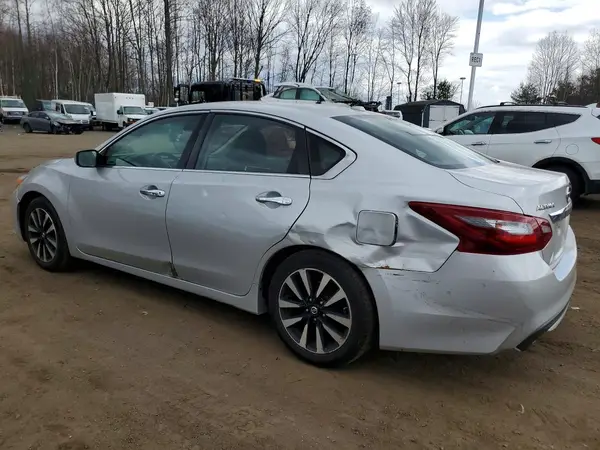 1N4AL3APXJC265961 2018 NISSAN ALTIMA - Image 2
