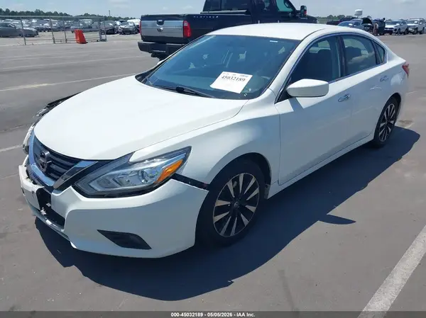 1N4AL3APXJC266396 2018 NISSAN ALTIMA - Image 2