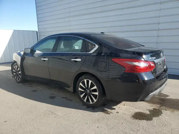 1N4AL3APXJC267158 2018 NISSAN ALTIMA - Image 2