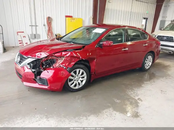 1N4AL3APXJC267239 2018 NISSAN ALTIMA - Image 2