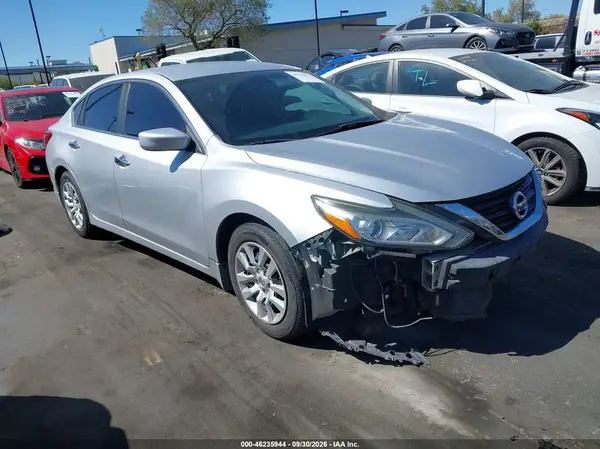 1N4AL3APXJC268133 2018 NISSAN ALTIMA - Image 1