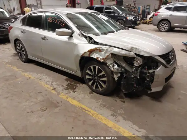 1N4AL3APXJC268469 2018 NISSAN ALTIMA - Image 1