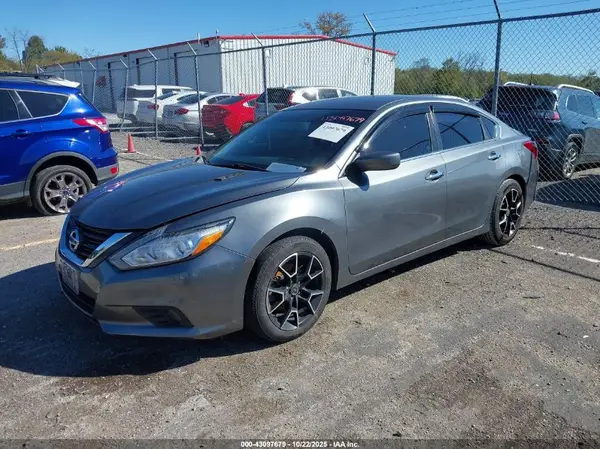 1N4AL3APXJC269265 2018 NISSAN ALTIMA - Image 2