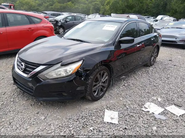 1N4AL3APXJC272084 2018 NISSAN ALTIMA - Image 2