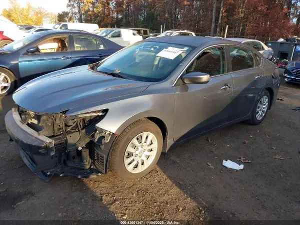 1N4AL3APXJC272621 2018 NISSAN ALTIMA - Image 2