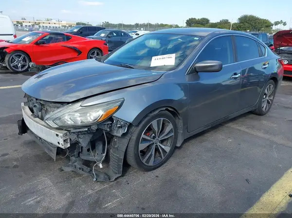 1N4AL3APXJC272652 2018 NISSAN ALTIMA - Image 2