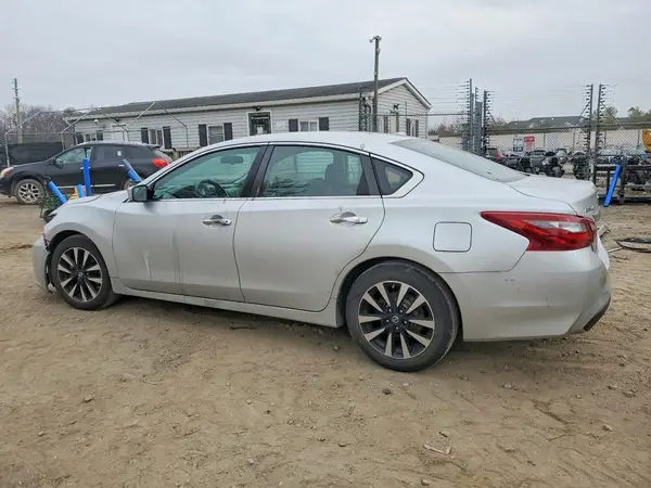 1N4AL3APXJC274479 2018 NISSAN ALTIMA - Image 2
