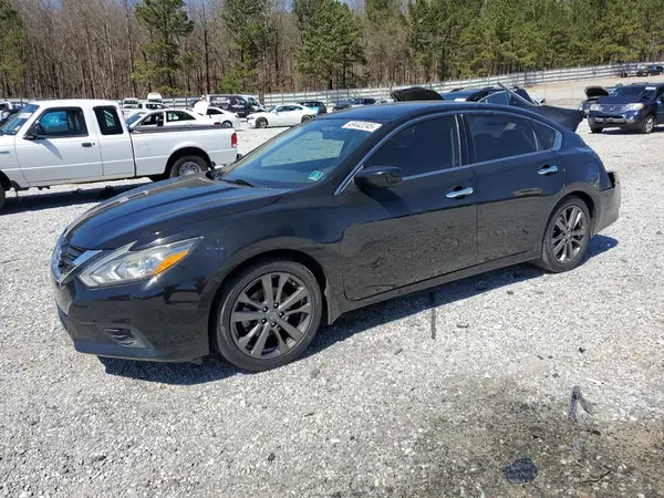 1N4AL3APXJC276801 2018 NISSAN ALTIMA - Image 1