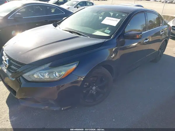 1N4AL3APXJC277835 2018 NISSAN ALTIMA - Image 2