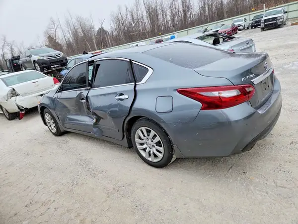 1N4AL3APXJC278063 2018 NISSAN ALTIMA - Image 2