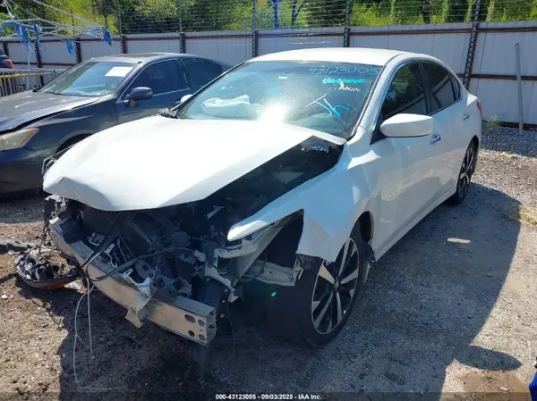 1N4AL3APXJC281447 2018 NISSAN ALTIMA - Image 2