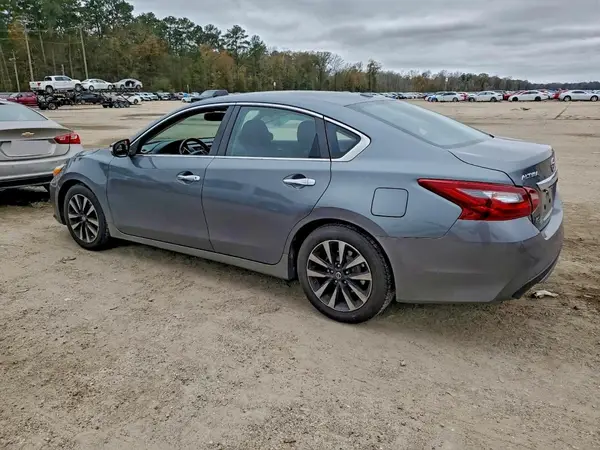 1N4AL3APXJC281688 2018 NISSAN ALTIMA - Image 2