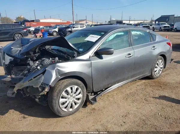 1N4AL3APXJC283795 2018 NISSAN ALTIMA - Image 2