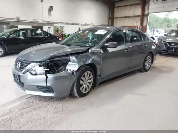 1N4AL3APXJC285823 2018 NISSAN ALTIMA - Image 2
