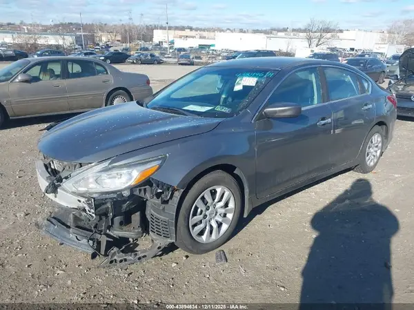 1N4AL3APXJC286311 2018 NISSAN ALTIMA - Image 2