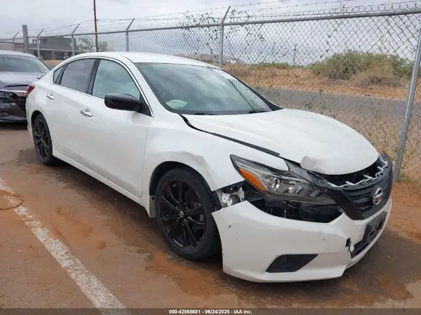 1N4AL3APXJC292853 2018 NISSAN ALTIMA - Image 1