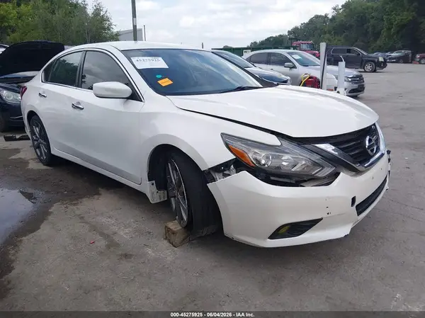 1N4AL3APXJC292920 2018 NISSAN ALTIMA - Image 1