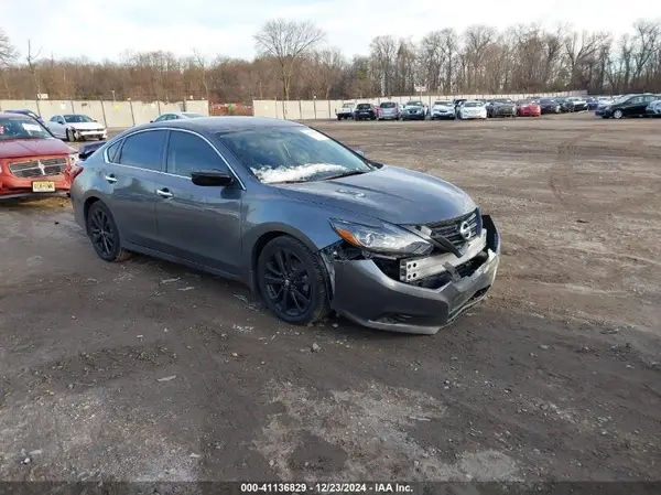 1N4AL3APXJC296000 2018 NISSAN ALTIMA - Image 1