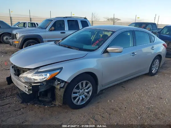 1N4AL3APXJC297924 2018 NISSAN ALTIMA - Image 2