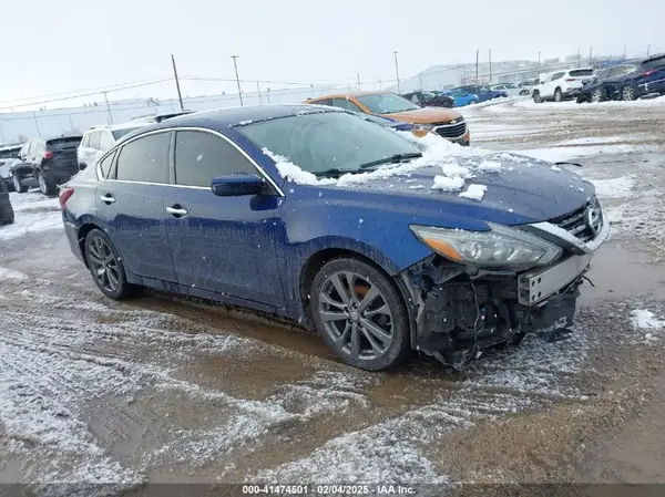 1N4AL3APXJC471345 2018 NISSAN ALTIMA - Image 1