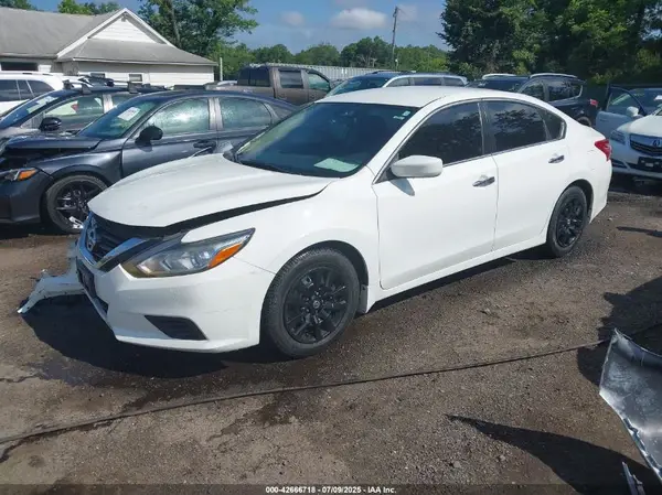 1N4AL3APXJC472477 2018 NISSAN ALTIMA - Image 2