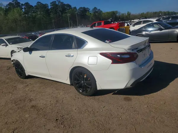 1N4AL3APXJC474603 2018 NISSAN ALTIMA - Image 2