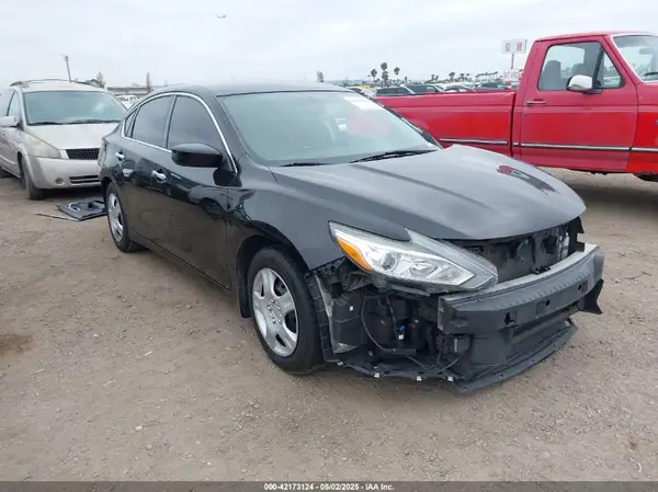 1N4AL3APXJC475752 2018 NISSAN ALTIMA - Image 1